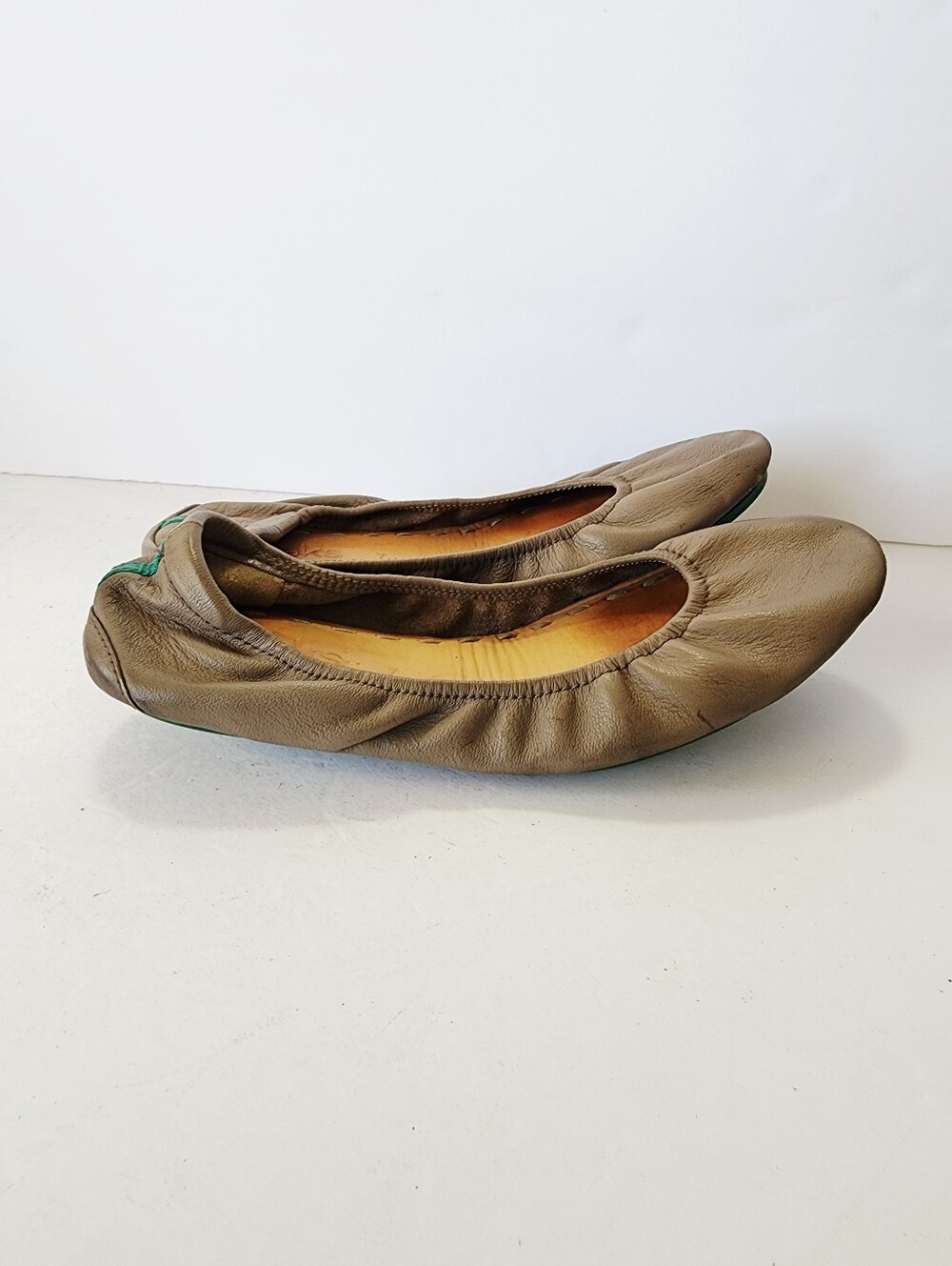 Tieks Gray Leather Slip-On Ballet Flats Size 7 - Picture 4 of 8